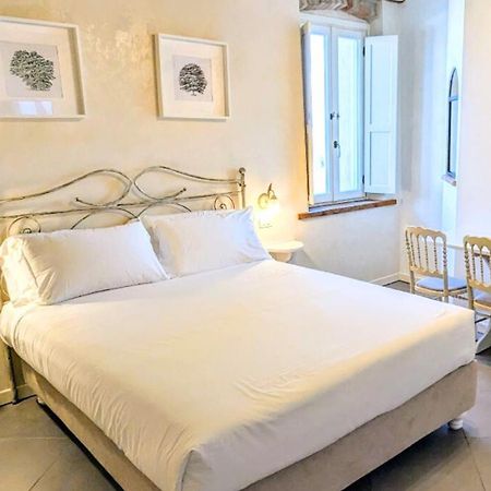Casal Del Pigno Bed and Breakfast Peschiera del Garda Buitenkant foto