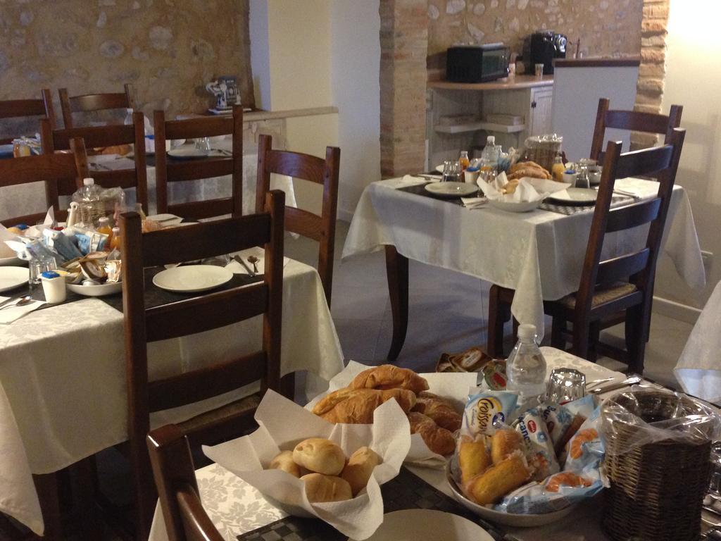 Casal Del Pigno Bed and Breakfast Peschiera del Garda Buitenkant foto